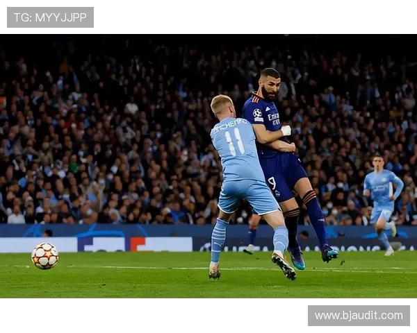 沙勒罗瓦本赛季进攻数据表现稳健，场均射正与关键传球持续提升