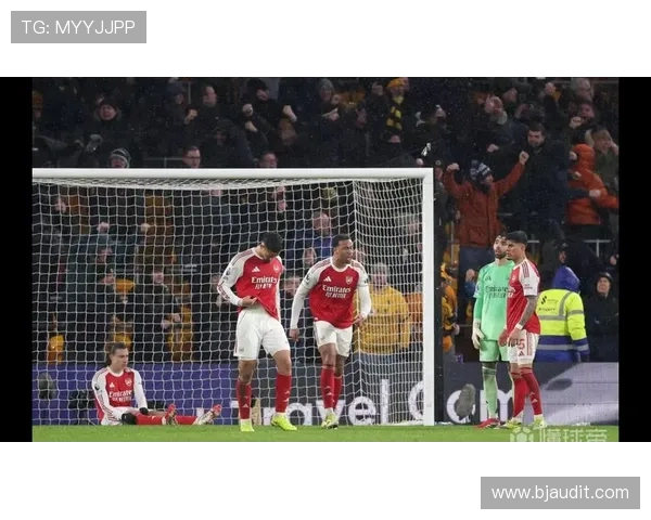 阿森纳赛季表现强势，关键战发挥波动是否影响争冠形势？